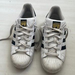 Adidas Superstar